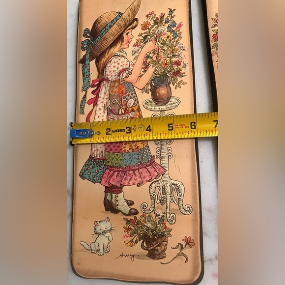 Vintage 1970 Calico Kids By Amy Wall Plaques On Wood Set Of 2 - Picture 8 of 9